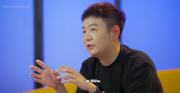 手機(jī)快充邁入300W時代！回顧手機(jī)快充發(fā)展史