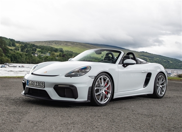 保時(shí)捷“入門(mén)”小跑718即將停產(chǎn)：后續(xù)將采用電動(dòng)車(chē)型替代