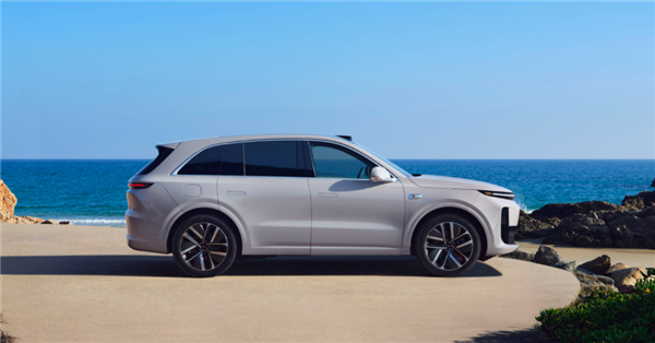 25萬(wàn)級(jí)最暢銷 第2萬(wàn)臺(tái)理想L6量產(chǎn)下線：已成家族銷量支撐