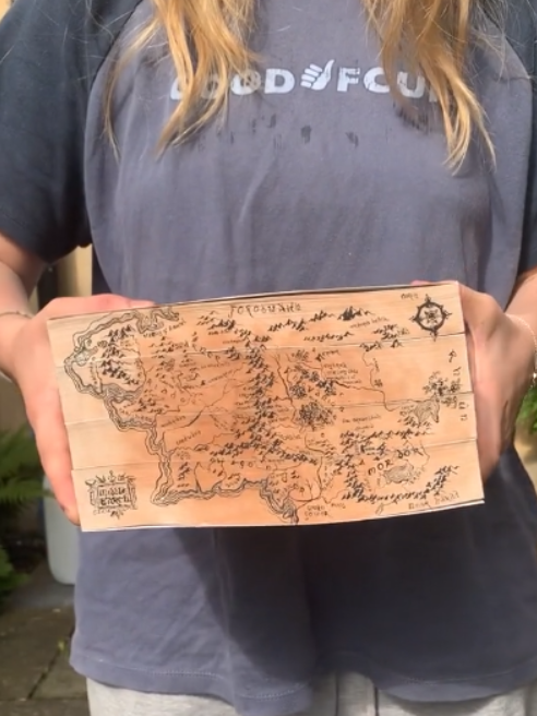 你讀書無聊時(shí)最愛干的事兒：被這個(gè)小姐姐玩成了財(cái)富密碼！