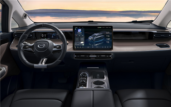 比SUV更理想的“奶爸車” 裝下家的E萬種可能(圖4)