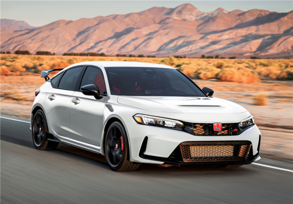 售價(jià)42萬(wàn)堪比寶馬M240i 本田思域TYPE R被曝加價(jià)6萬(wàn)