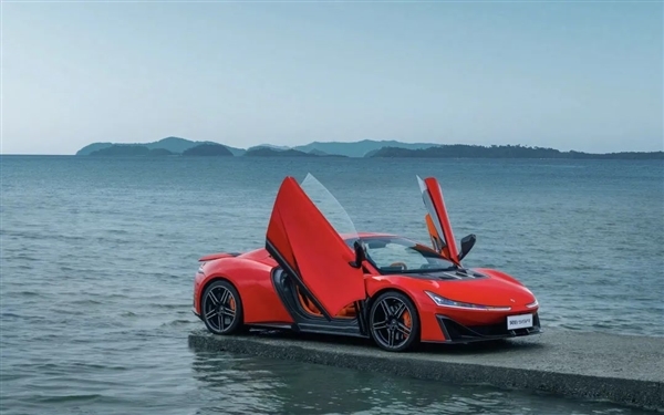 國產超跑研發(fā)有多難？廣汽昊鉑SSR團隊去賽道撿國際大牌輪胎橡膠塊