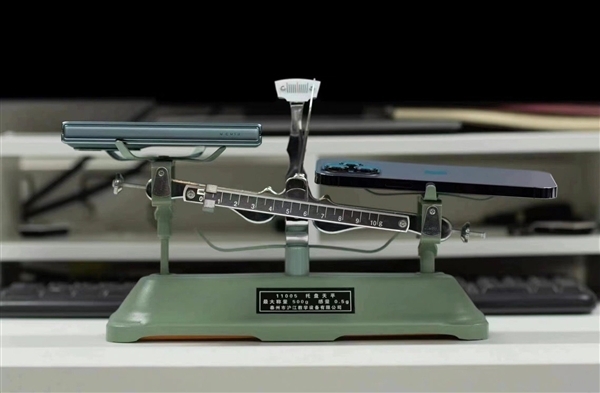 單手就能用的折疊屏旗艦！OPPO Find N2今天發(fā)布：比直板機還輕