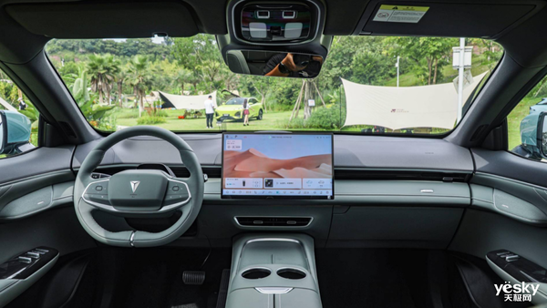 華為智駕神助攻！深藍(lán)S07穩(wěn)了：爆款預(yù)定