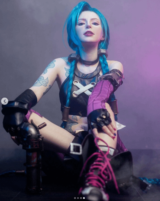 艾什莉體模COS金克斯：俏皮神態(tài)超還原