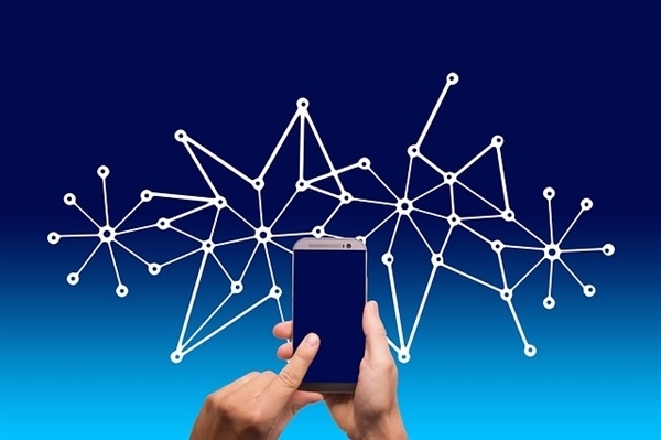 老人出國發(fā)朋友圈流量費1.6萬！上?；貞?yīng)：多次觸發(fā)熔斷 本人自主恢復(fù)