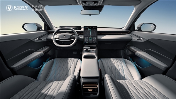 自主品牌顏值最高 長(zhǎng)安逸達(dá)/VIIA概念車全球首發(fā)：看了都想買