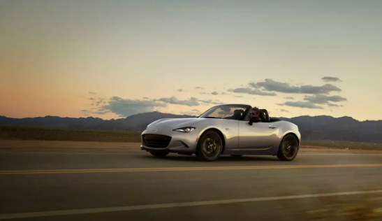 全球最暢銷的敞篷跑車！新款馬自達(dá)MX-5上市：售價(jià)約21萬元