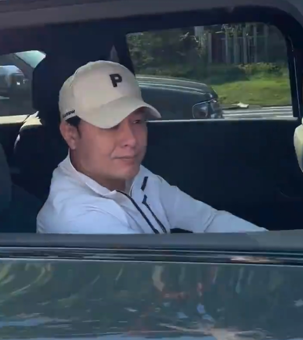 張頌文乘坐蔚來ES8進(jìn)組拍戲 網(wǎng)友：居然不是小米SU7