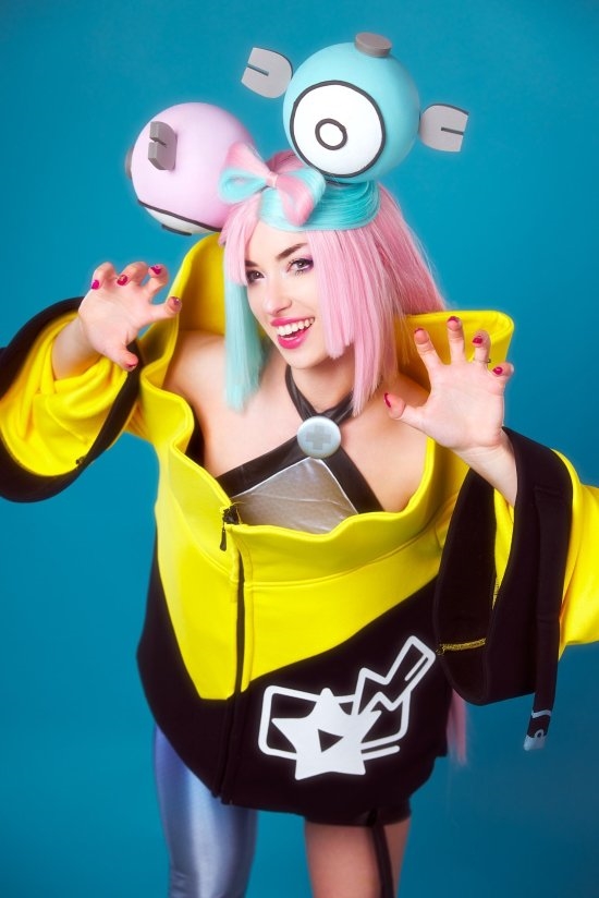 今日份寶藏COS：苗條蛇腰輕松駕馭蒂法、影心