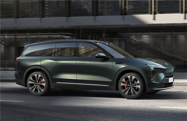 全系升級8295芯片！蔚來2024款車型開啟預定：加量不加價