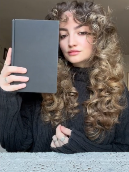 你讀書無聊時(shí)最愛干的事兒：被這個(gè)小姐姐玩成了財(cái)富密碼！