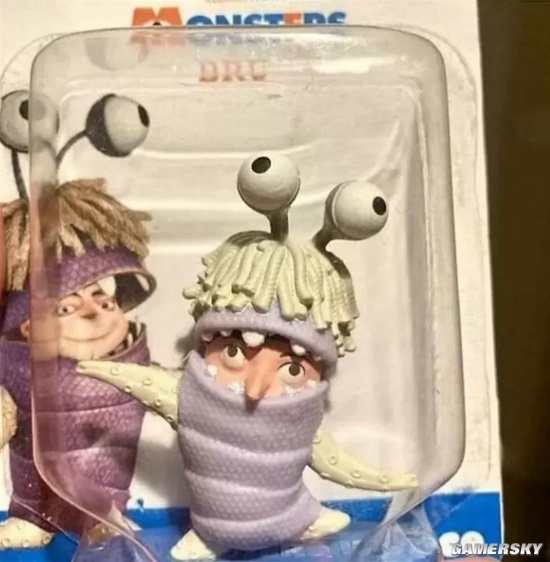 GS5還是PS5？國外網(wǎng)友曬奇葩“山寨”商品