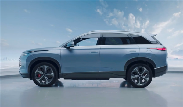 打爆豐田、本田混動SUV 比亞迪護(hù)衛(wèi)艦07上市：20.28萬起