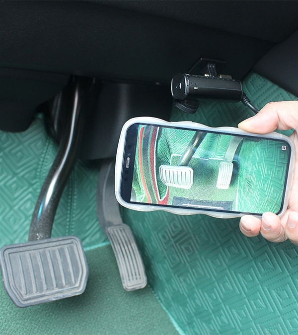 特斯拉山路突然加速撞車 車主：剎車踩不動(dòng)