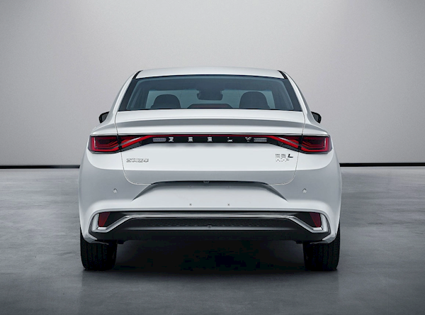 吉利殺瘋了！新款帝豪L Hi·P將上市：預(yù)計(jì)10萬內(nèi) 續(xù)航1300km