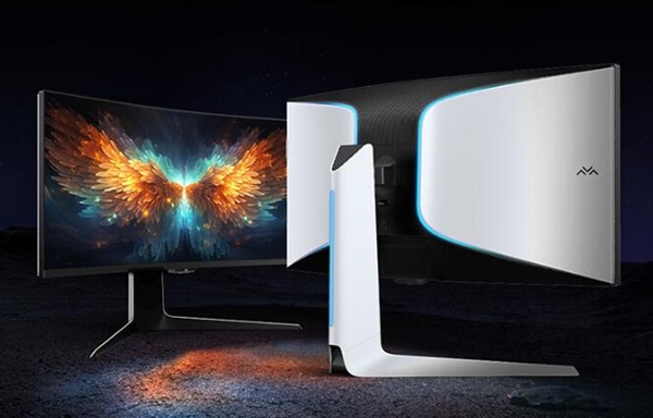 3999元 雷鳥Q8 MiniLED顯示器開售：1600nits峰值亮度