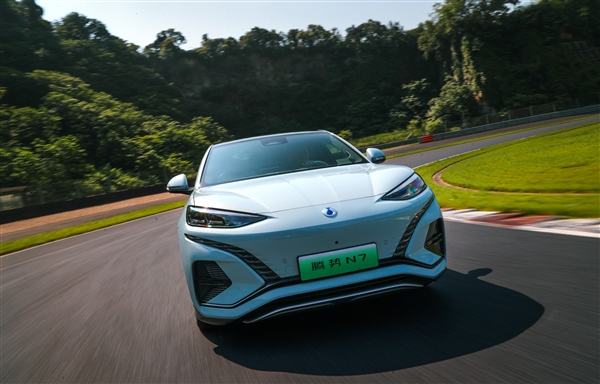 30.18萬起 比亞迪純電獵跑SUV騰勢N7正式上市：領(lǐng)先行業(yè)兩代！