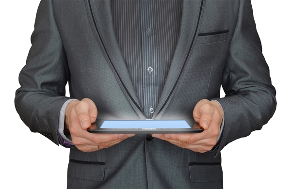 刷手機(jī)時(shí) 很多人有這種癖好 可能是得了一種病