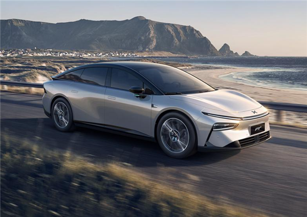 特斯拉Model 3新晉強(qiáng)敵！曝小鵬P7+試駕車開票價19.98萬元