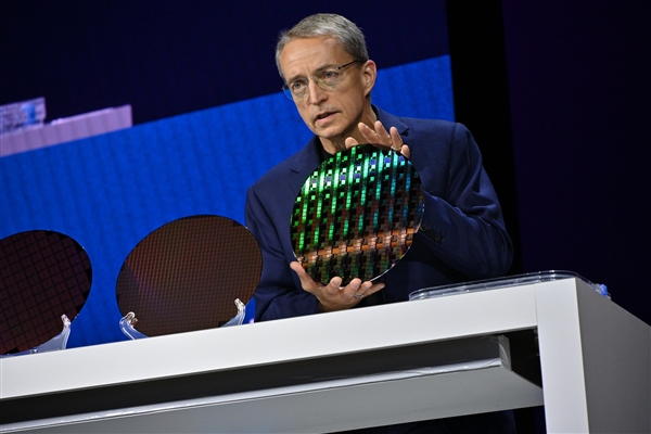 4年5代工藝新突破！Intel 18A又拿下重要客戶