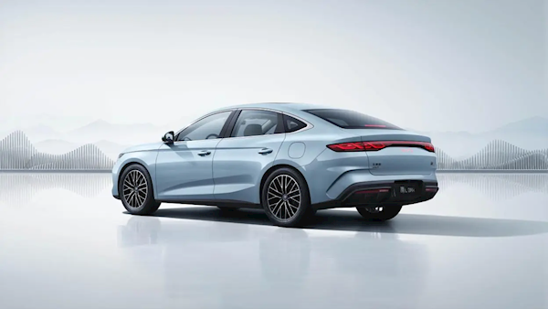 第5代DM-i混動(dòng)上車(chē)！比亞迪秦L工信部油耗出爐：百公里僅3.98L