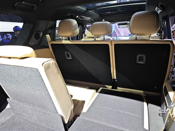 比亞迪首款華為智駕車！方程豹汽車豹8上市：37.98萬起