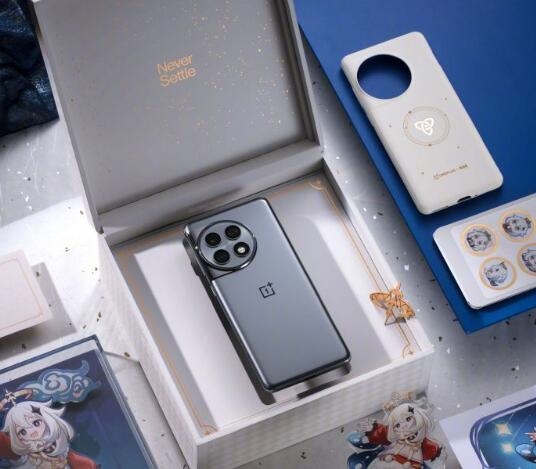 3599元 一加Ace2 Pro原神派蒙主題禮盒開售：定制主題、充電器