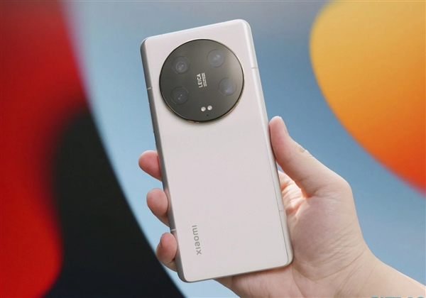 接棒MIUI！小米自研MIOS即將登場(chǎng) 博主四字評(píng)價(jià)：絲滑流暢