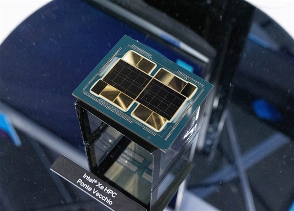 1000+億晶體管怪物！Intel GPU Max誕生一年半就被放棄