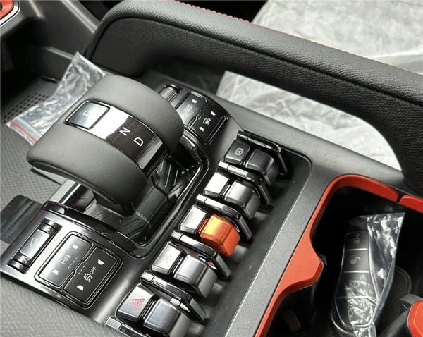 采用右舵設(shè)計(jì)！比亞迪皮卡路試諜照曝光：即將進(jìn)入澳洲市場(chǎng)