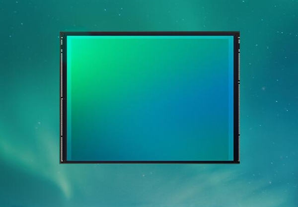 真我12系列入網(wǎng)：千元潛望長焦王者