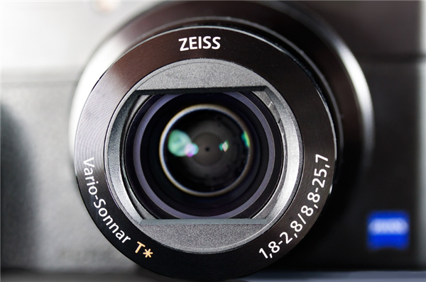 蔡司：線上賣的小樂圓鏡片、智銳鏡片未獲授權 將追責