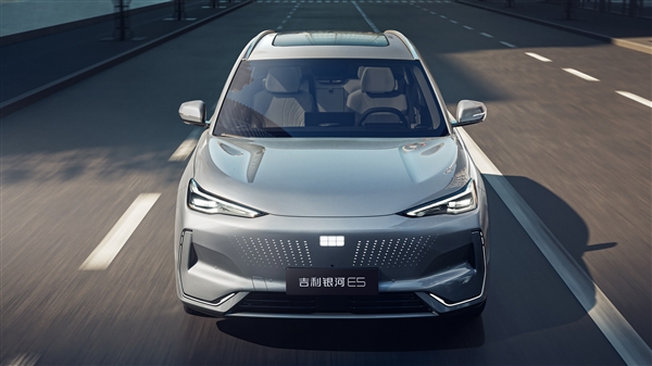 定位15-20萬級 吉利銀河E5官圖發(fā)布：配國產(chǎn)首顆車規(guī)級7nm車機芯片