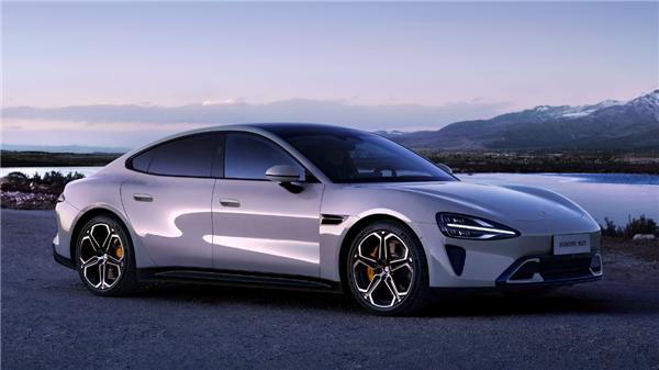 雷軍微博發(fā)起投票“小米汽車SU7如何讀”：結(jié)果選“蘇7”的人最多