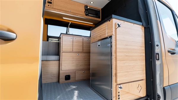 奔馳戶外概念車(chē)