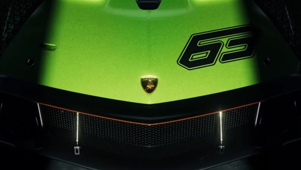 雷軍曬Redmi K70 Pro冠軍版/蘭博基尼外觀：今晚7點上市