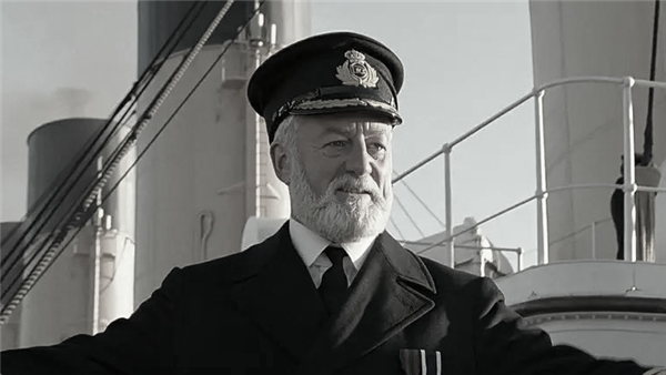 79歲演員伯納德希爾去世：曾出演《泰坦尼克號》《指環(huán)王》