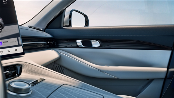 定位15-20萬級 吉利銀河E5官圖發(fā)布：配國產(chǎn)首顆車規(guī)級7nm車機芯片