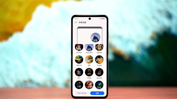 與眾不同的雙旦節(jié)禮物！華為Pocket S評(píng)測(cè)視頻：未來也許是小折疊手機(jī)天下