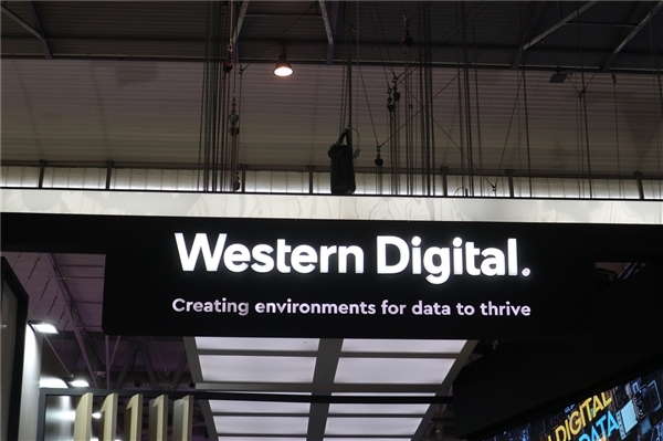 全球首款！西數(shù)發(fā)布6TB 2.5寸移動(dòng)機(jī)械硬盤(pán)