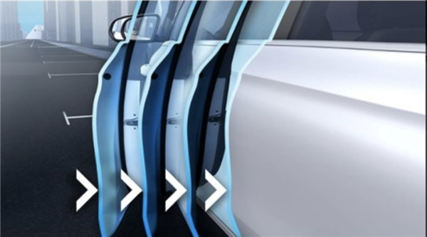 電吸門存隱患！一寶馬車主被夾斷手指：獲賠近1400萬元