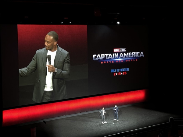 黑人美隊來了！漫威《美國隊長4》首曝劇照：“獵鷹”接任美隊亮相