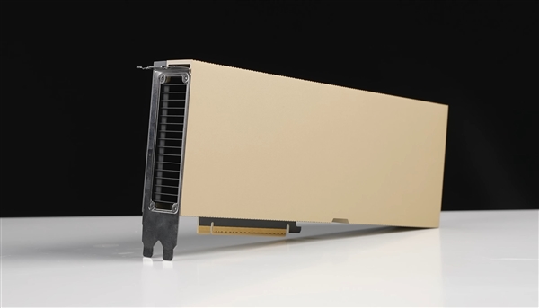 價值30萬！NVIDIA最強AI GPU H100跑游戲：竟然還不如核顯
