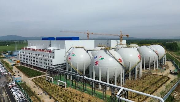 超級(jí)充電寶！全球最大壓縮空氣儲(chǔ)能電站并網(wǎng)發(fā)電：每年可省近19萬噸煤