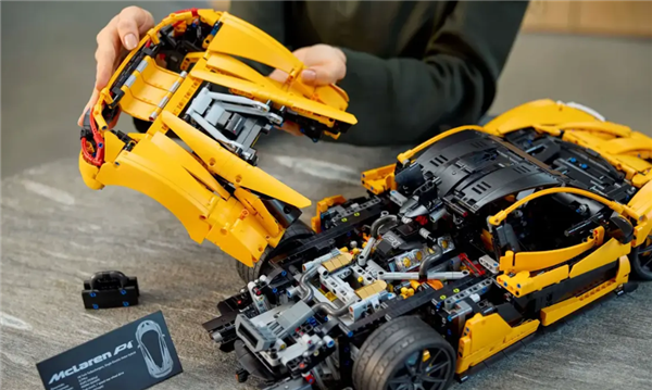 人生第一輛邁凱倫！樂(lè)高邁凱倫P1發(fā)布：售價(jià)3699元