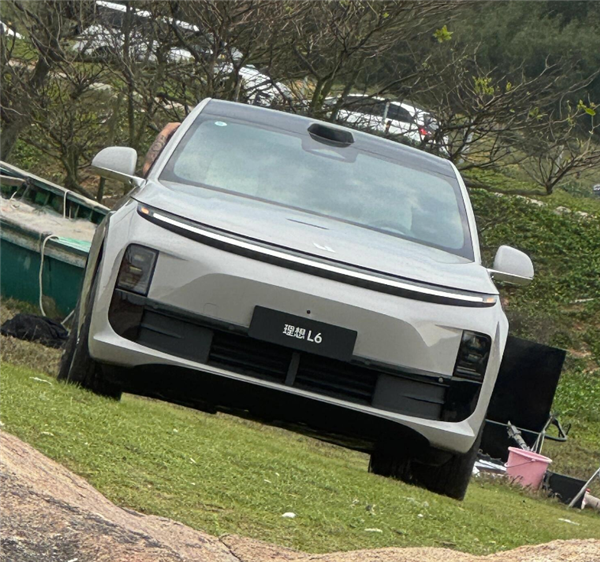 問(wèn)界M7真正強(qiáng)敵 理想L6實(shí)車提前曝光：主打25萬(wàn)級(jí)