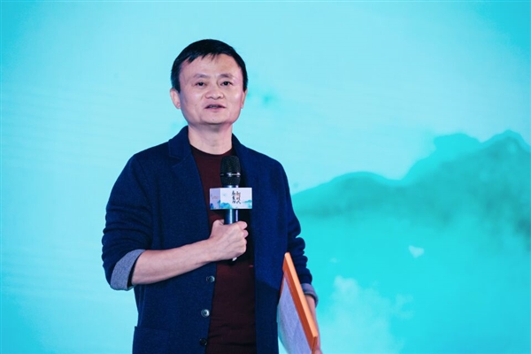 阿里的“財(cái)神爺” 馬云背后的男人回來了！蔡崇信接班  張勇將卸任阿里董事會(huì)主席兼CEO