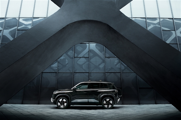 純電四驅(qū)“小豹子” 比亞迪方程豹豹3官圖發(fā)布：零百4秒級(jí)